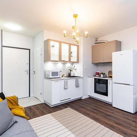 Project Comfort Apartament Stalowa 27/12 Warszawa Lägenhet Exteriör bild