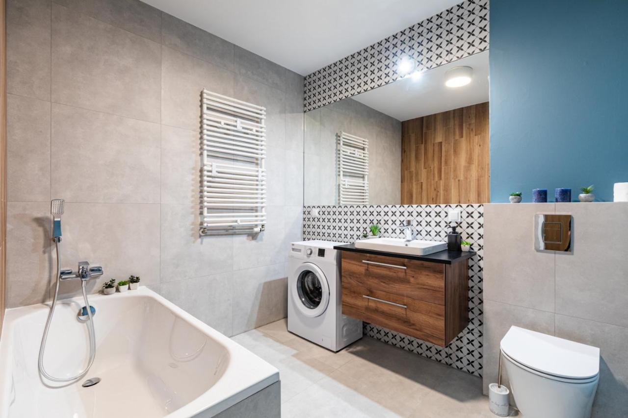 Project Comfort Apartament Stalowa 27/12 Warszawa Lägenhet Exteriör bild