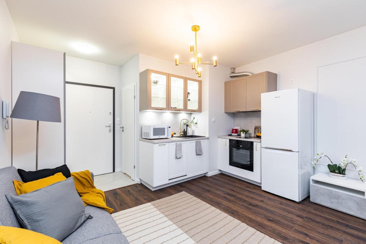 Project Comfort Apartament Stalowa 27/12 Warszawa Lägenhet Exteriör bild